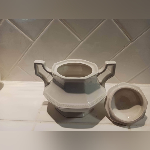 Set 6 pieces Johnson Brothers(brand new) - Picture 10 of 10